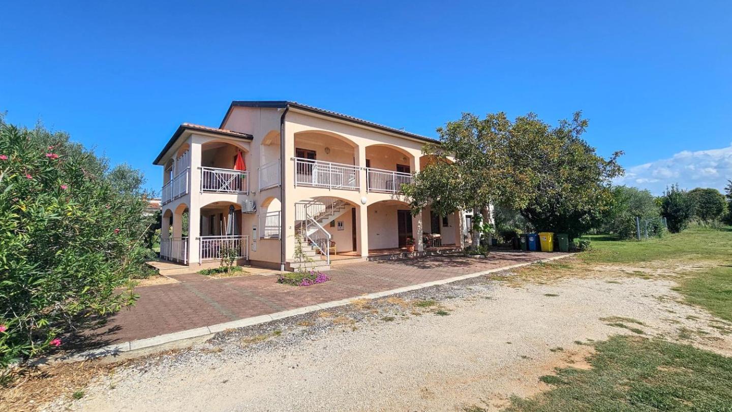 Viola Three Apartment Novigrad  Ngoại thất bức ảnh